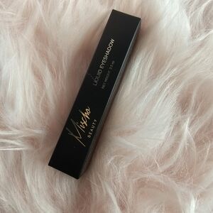 Mischo liquid eyeshadow